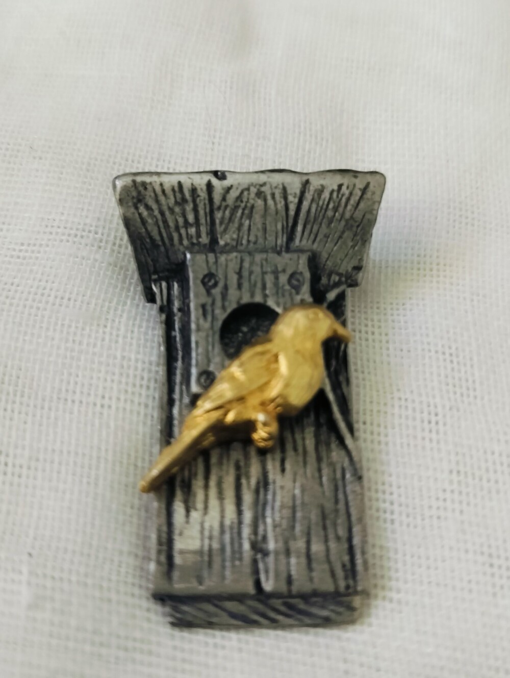 Marjolein Bastin Signed Vintage Birdhouse & Finch Pin Brooch Mixed Metal 1999